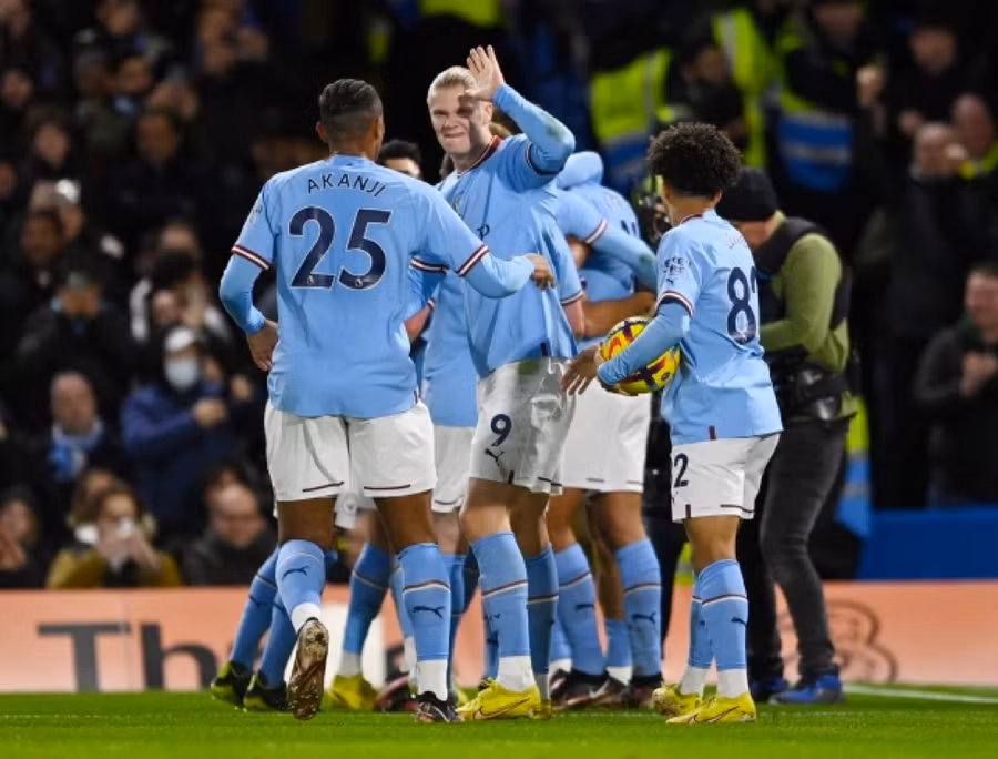 Man City đẩy Chelsea lún sâu vào khủng hoảng ảnh 1