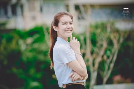Hoa hau My Linh bi dem ra so sanh voi Tan Hoa hau Thai Lan - Anh 9