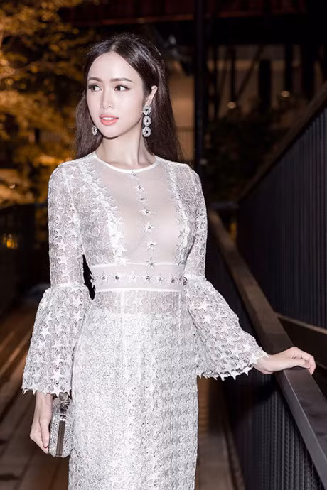 Vu Ngoc Anh xinh dep, goi cam nhu nu than giua su kien - Anh 7