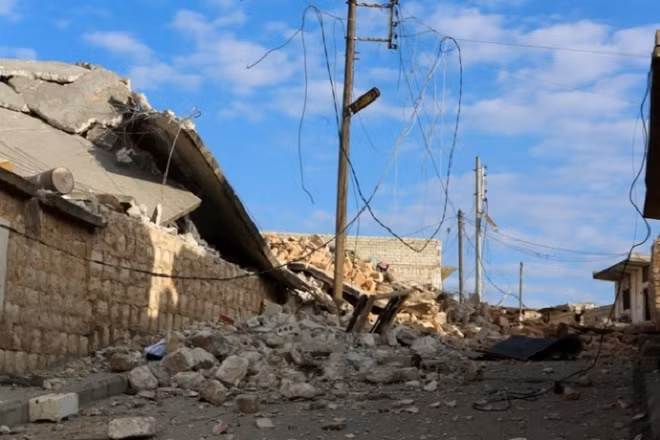 Quân đội Syria mất quyền kiểm soát thành phố chiến lược sau đàm phán Nga - Thổ