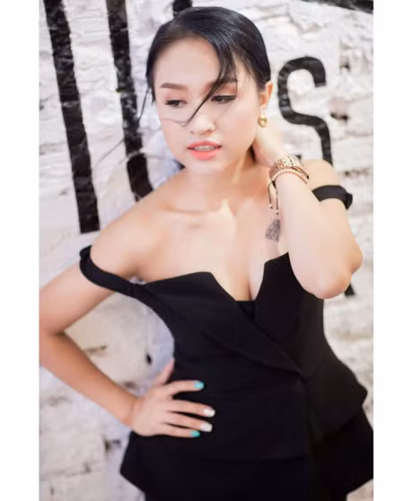Bo tu nguoi dep Viet goi cam hon han sau khi ly hon - Anh 15