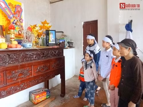 Những bữa cơm đẫm nước mắt của 6 đứa con mồ côi cả cha lẫn mẹ - Ảnh 6 Những bữa cơm đẫm nước mắt của 6 đứa con mồ côi cả cha lẫn mẹ - Ảnh 6