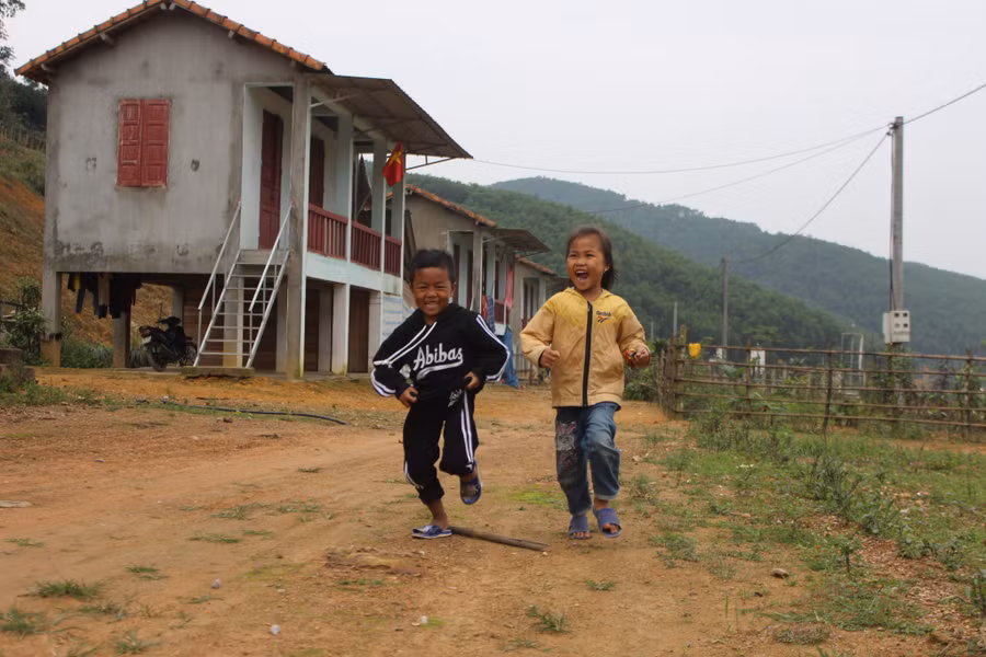 Một góc bản Rào Tre (huyện Hương Khê, Hà Tĩnh). Một góc bản Rào Tre (huyện Hương Khê, Hà Tĩnh).