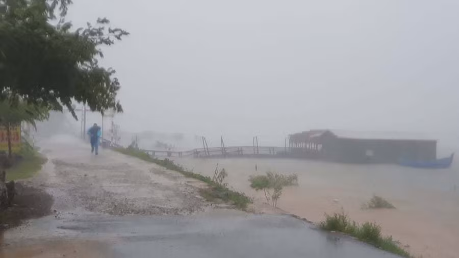 Quảng Ngãi 7h sáng nay. Ảnh: Hồ Giáp.