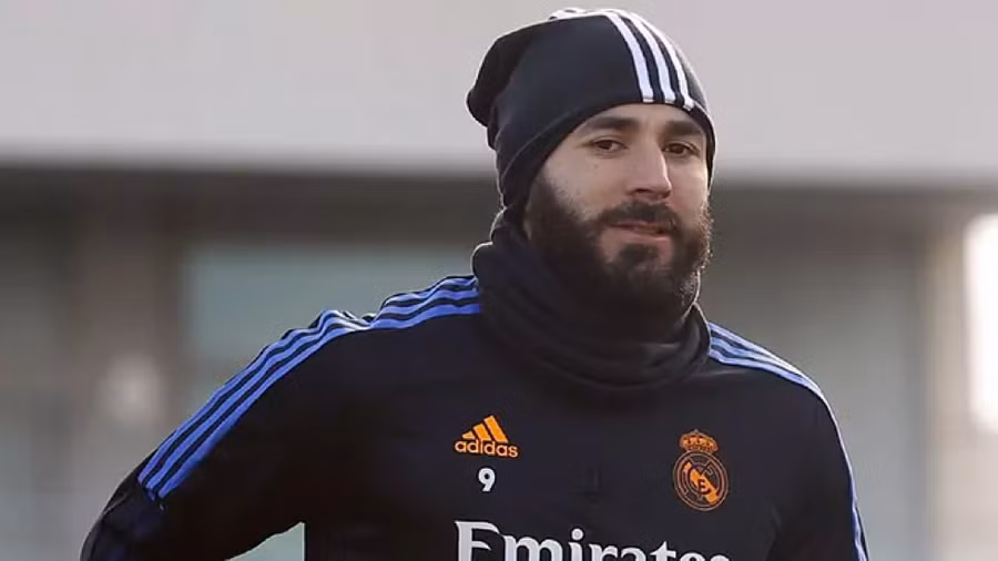 Benzema đã hoàn toàn bình phục chấn thương sẵn sàng cho trận derby thành Madrid.