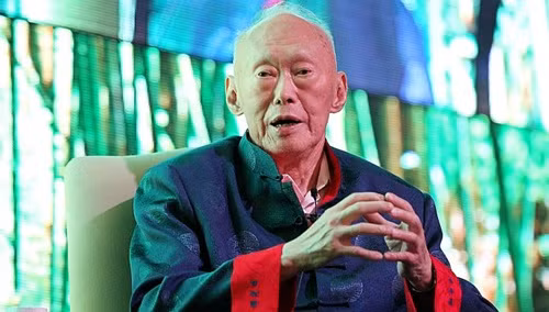 Cựu thủ tướng Singapore Lý Quang Diệu trong một lần xuất hiện vào tháng 3/2013. Ảnh: AFP lkysc2003e-0-6201-1426762295.jpg
