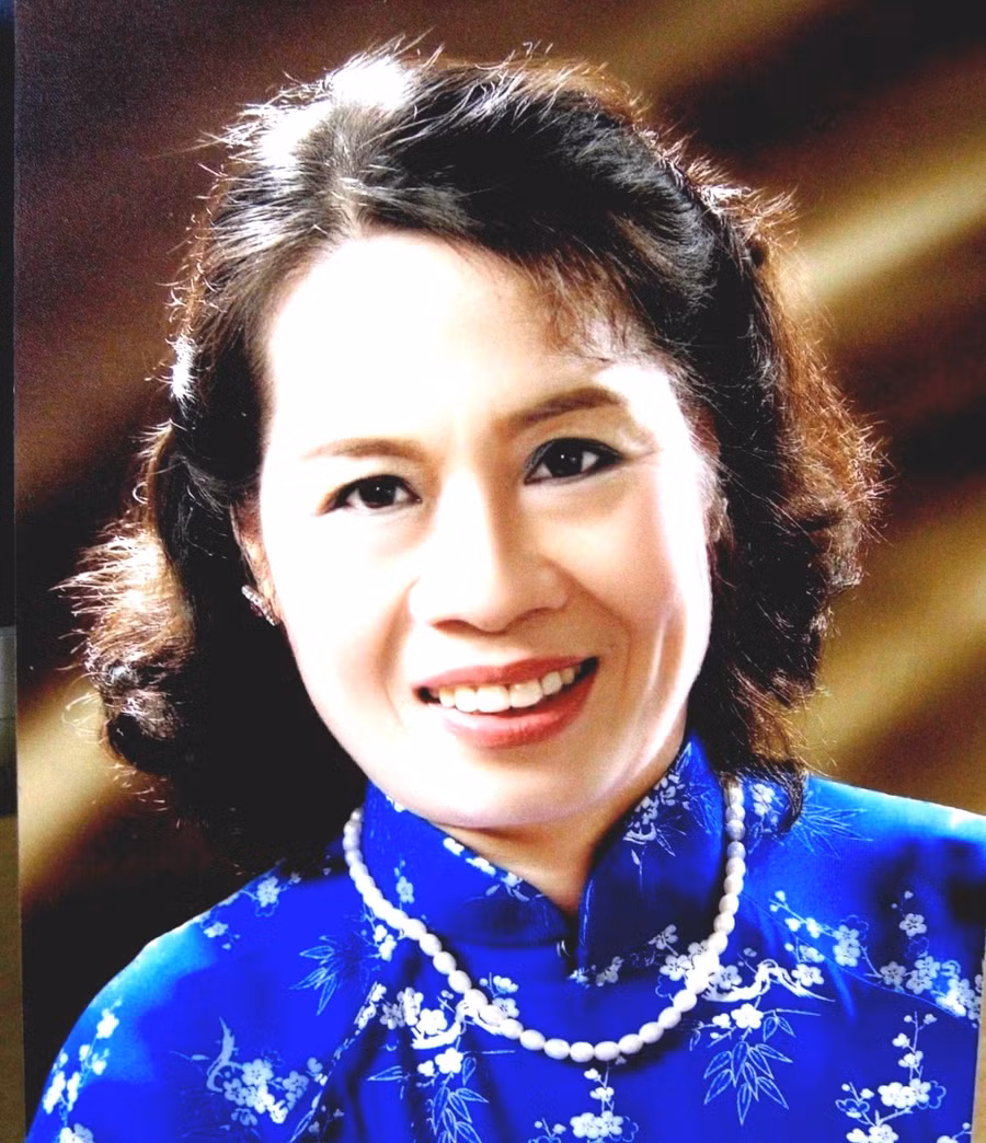 Nhà thơ Nghiêm Thị Hằng. Ảnh: NVCC.