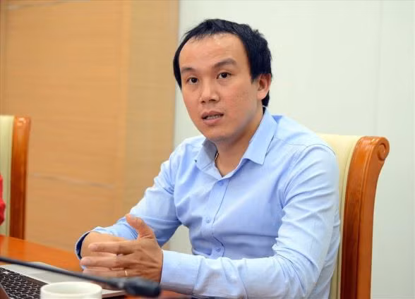 TS. Hoàng Phúc Lâm (Internet)
