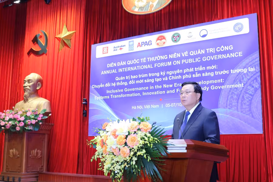 GS.TS. Nguyễn Xuân Thắng, Chủ tịch Hội đồng Lý luận Trung ương. 7.jpg