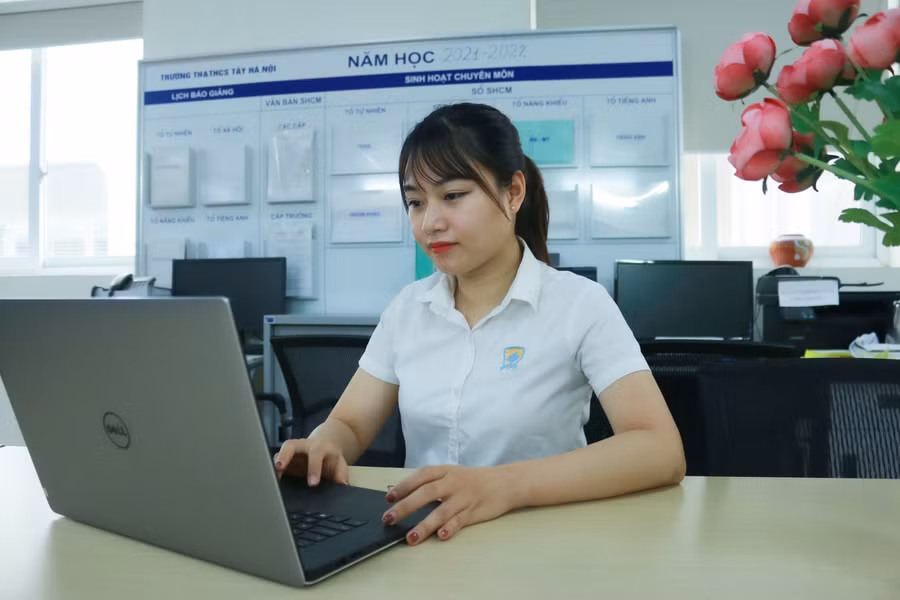 Thạc sĩ Nguyễn Thu Trang, giáo viên Toán trường Phổ thông Liên cấp Tây Hà Nội.