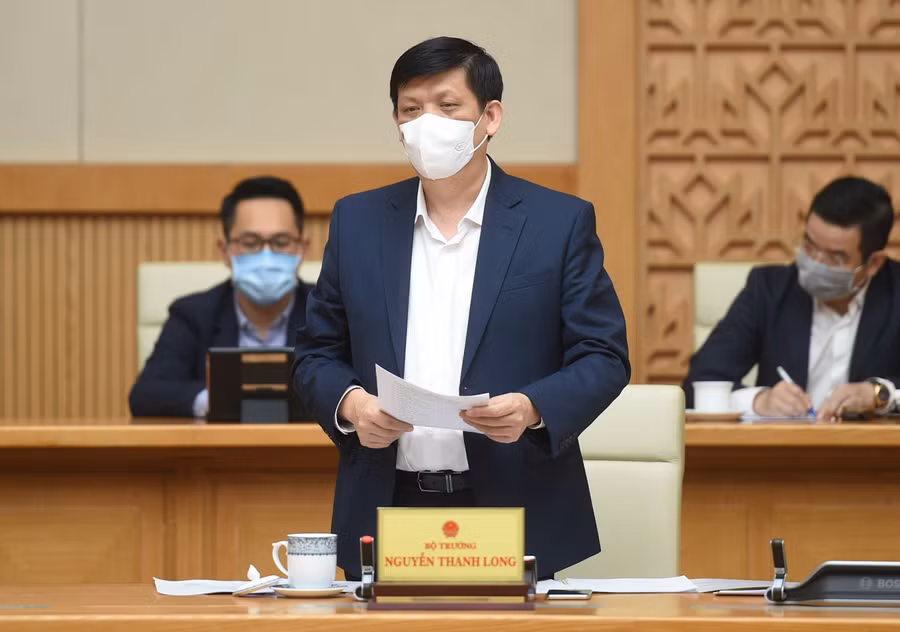 Bộ trưởng Bộ Y tế Nguyễn Thanh Long phát biểu tại cuộc họp. - Ảnh: VGP/Quang Hiếu