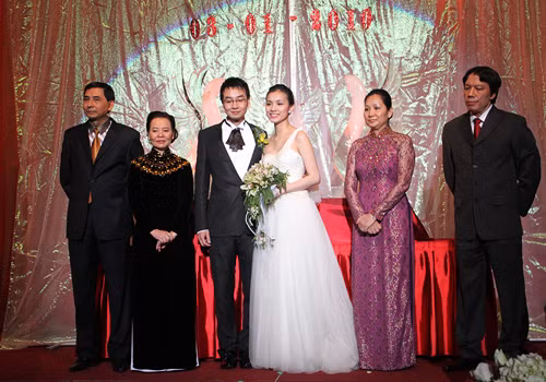 Những “nàng dâu” may mắn của showbiz Việt