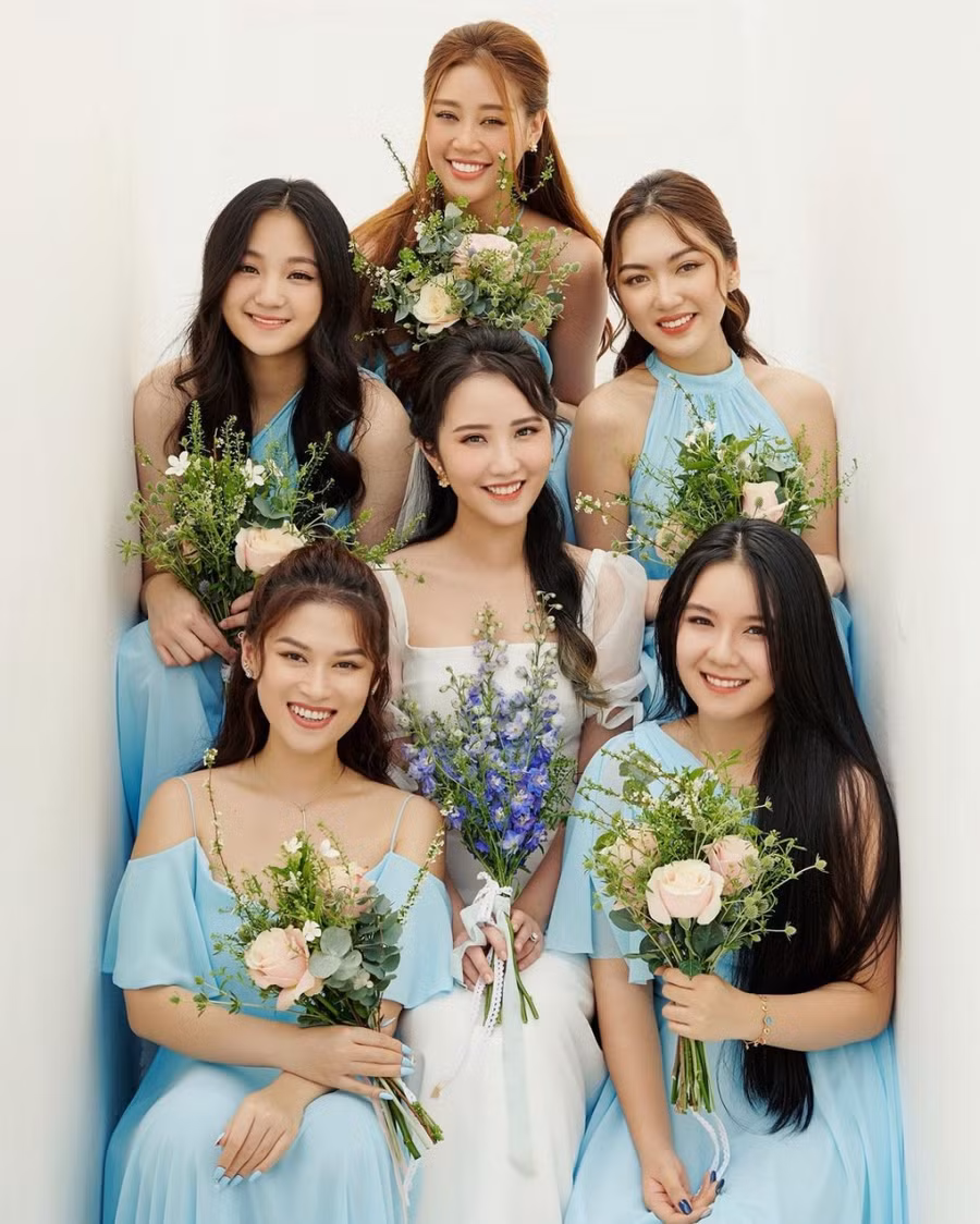 Đám cưới Phan Thành - Primmy Trương "phủ kín" siêu xe và hoa tươi ảnh 3
