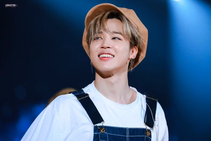 10 nam ca sĩ K-Pop có giọng hát như thiên thần ảnh 3