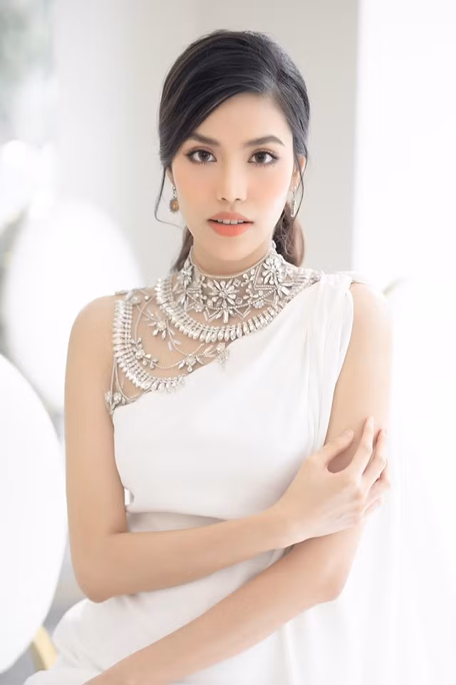 Lan Khuê - Hoa khôi áo dài Việt Nam 2014.