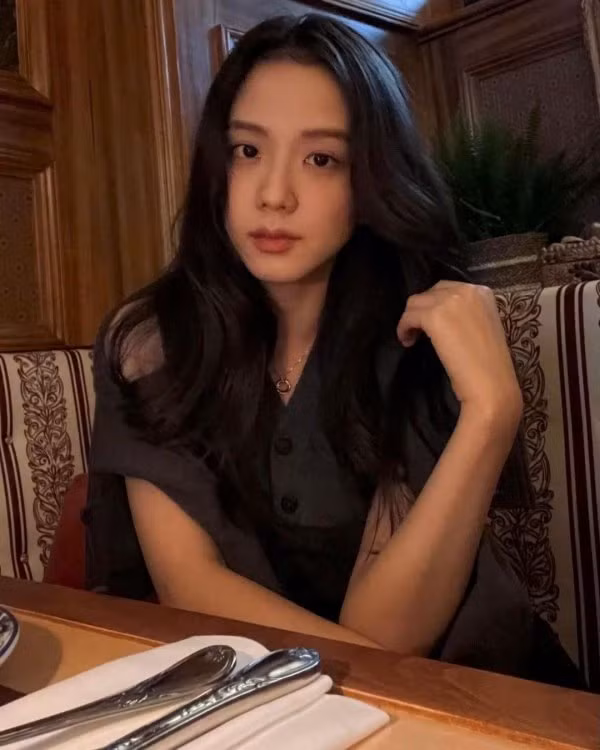 BLACKPINK đẹp xuất sắc dù phô diễn mặt mộc ảnh 2