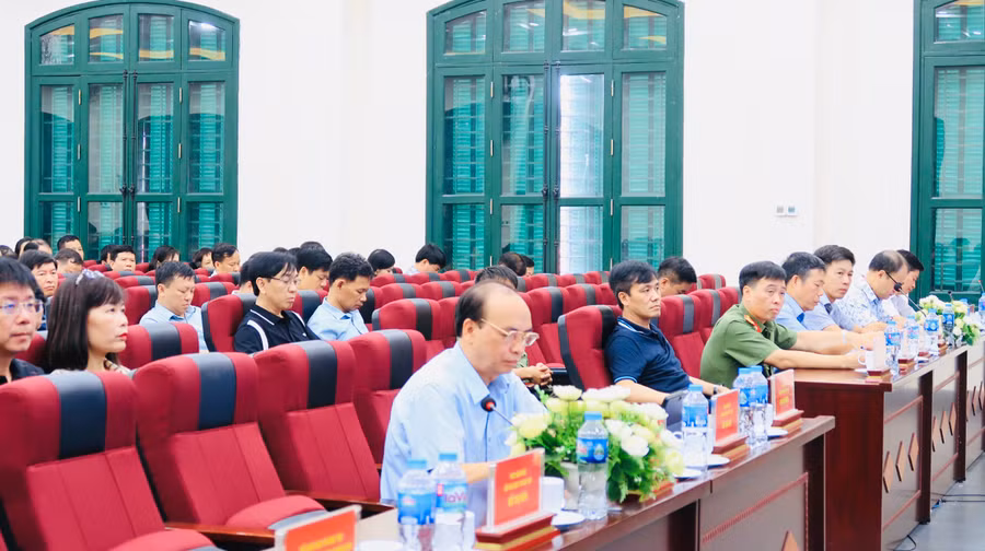 Đại biểu tham dự Hội nghị. Đại biểu tham dự Hội nghị.