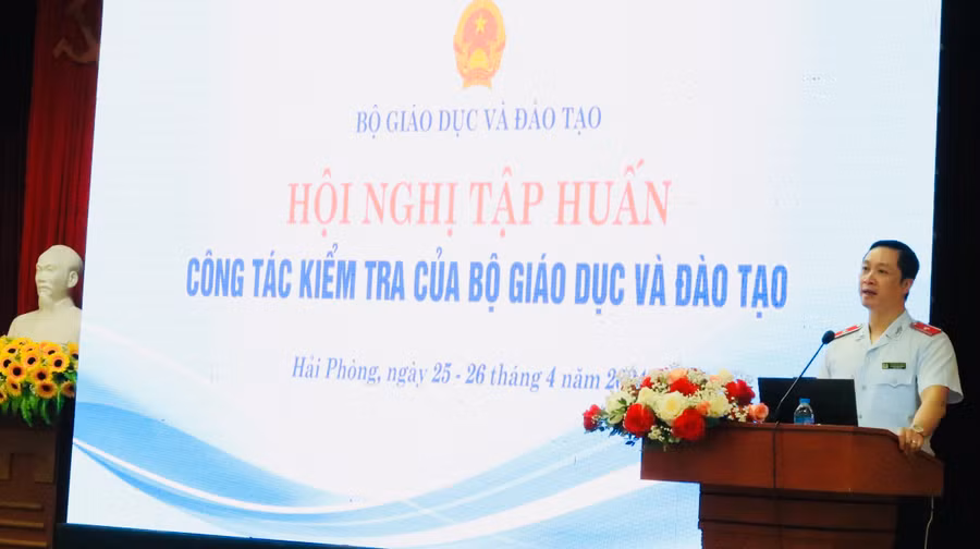 Chánh Thanh tra Bộ GD&amp;ĐT Nguyễn Đức Cường phát biểu tại Hội nghị.