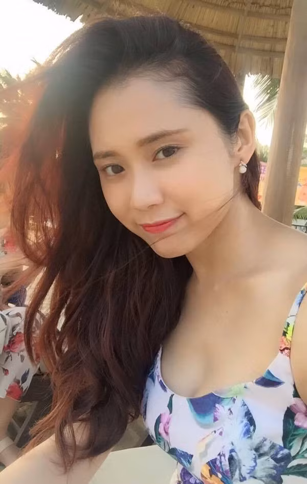 cô gái công sở