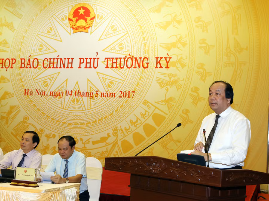 Bộ trưởng, Chủ nhiệm VPCP, Người phát ngôn của Chính phủ Mai Tiến Dũng chủ trì buổi họp báo - Ảnh: VGP/Nhật Bắc
