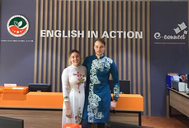 Cặp đôi ngọt ngào của E-connect