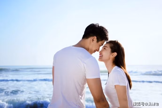 Lý Băng Băng xác nhận chia tay tình trẻ kém 16 tuổi.