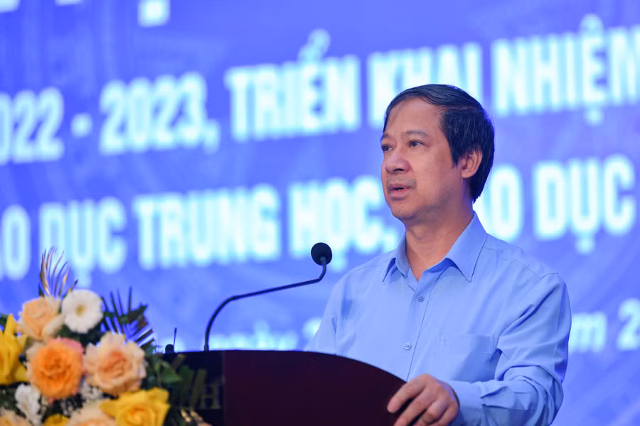 Bộ trưởng Nguyễn Kim Sơn phát biểu tại Hội nghị giám đốc Sở GD&ĐT năm 2023. 