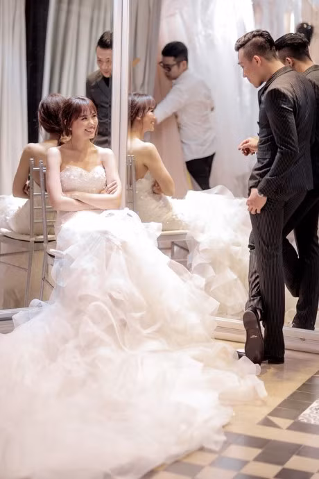Bat ngo voi phan ung cua Mai Ho, Tien Dat truoc dam cuoi Tran Thanh - Hari Won - Anh 6