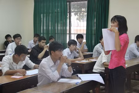 Hà Nội: Không bố trí giáo viên nghỉ hè sớm thời gian thi tốt nghiệp