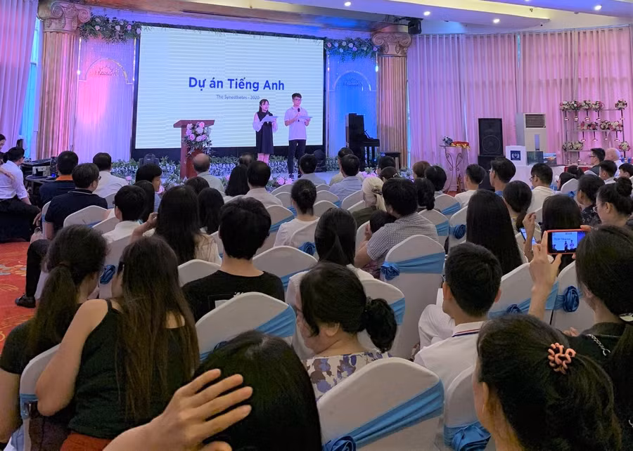 Hình ảnh buổi ra mắt dự án The Synesthetes tại Hà Nội.