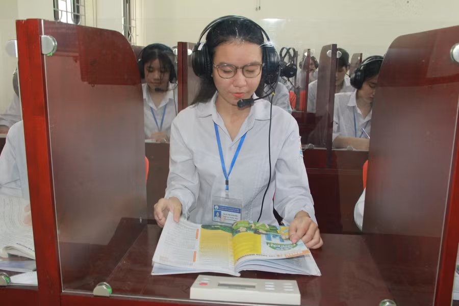 Theo em Trần Thị Anh Thư muốn học tốt tiếng Anh cần phải có niềm yêu thích và sự đam mê.