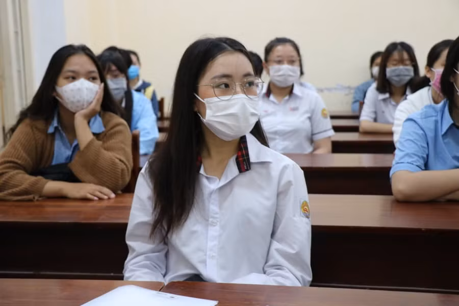 Thí sinh Thừa Thiên Huế tự tin đạt điểm trong 2 bài thi tổ hợp