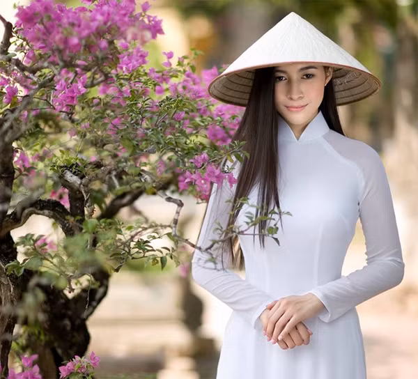 Mỹ đang là trợ thủ đắc lực của cha mình tại Tập đoàn Alphanam. beck3-6268-1415865763.jpg
