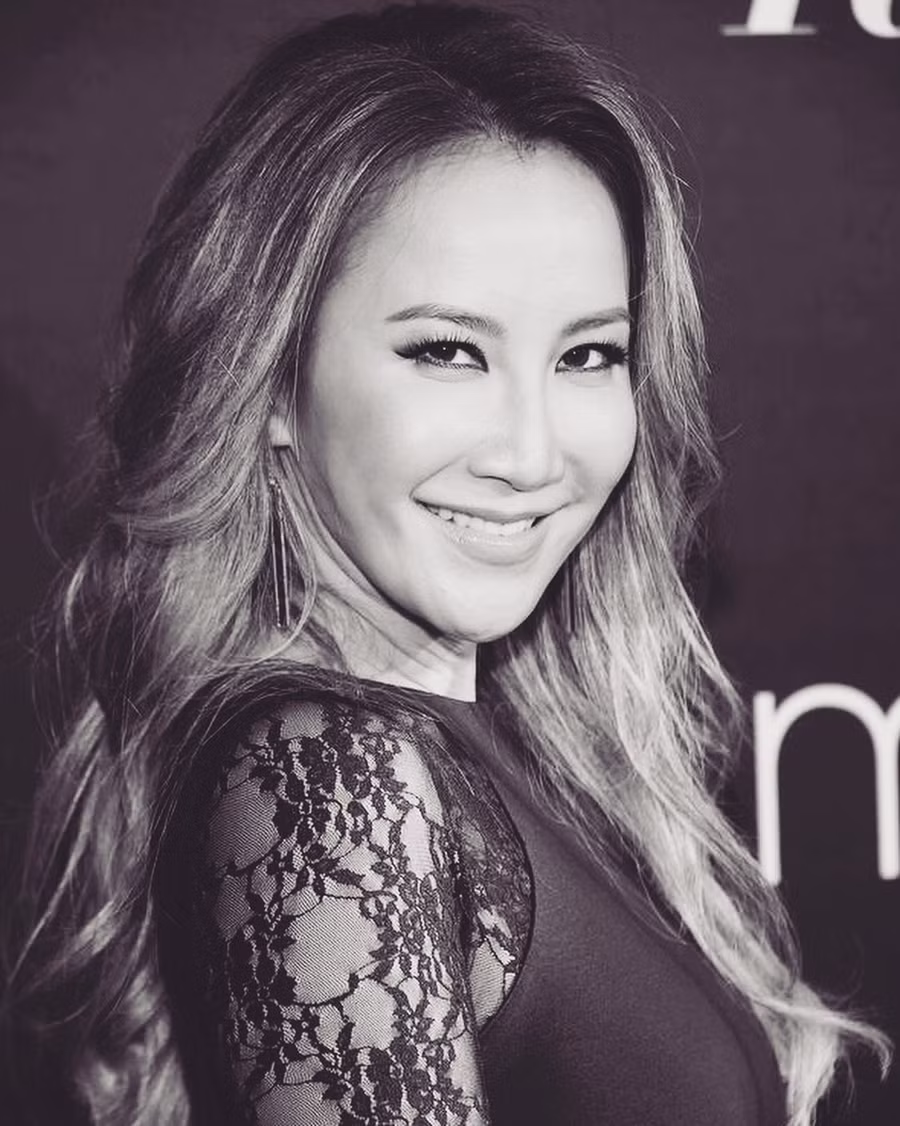 Diva Coco Lee qua đời.