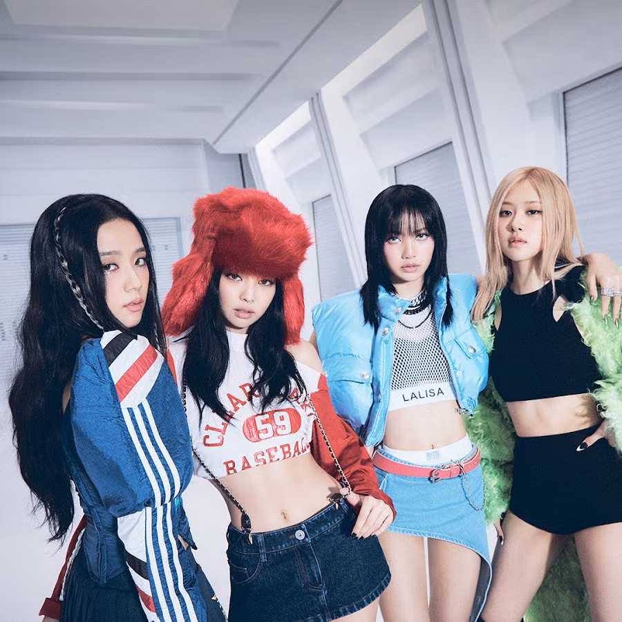 BLACKPINK đã trở thành nghệ sĩ âm nhạc đầu tiên đạt 90 triệu người đăng ký trong lịch sử YouTube.