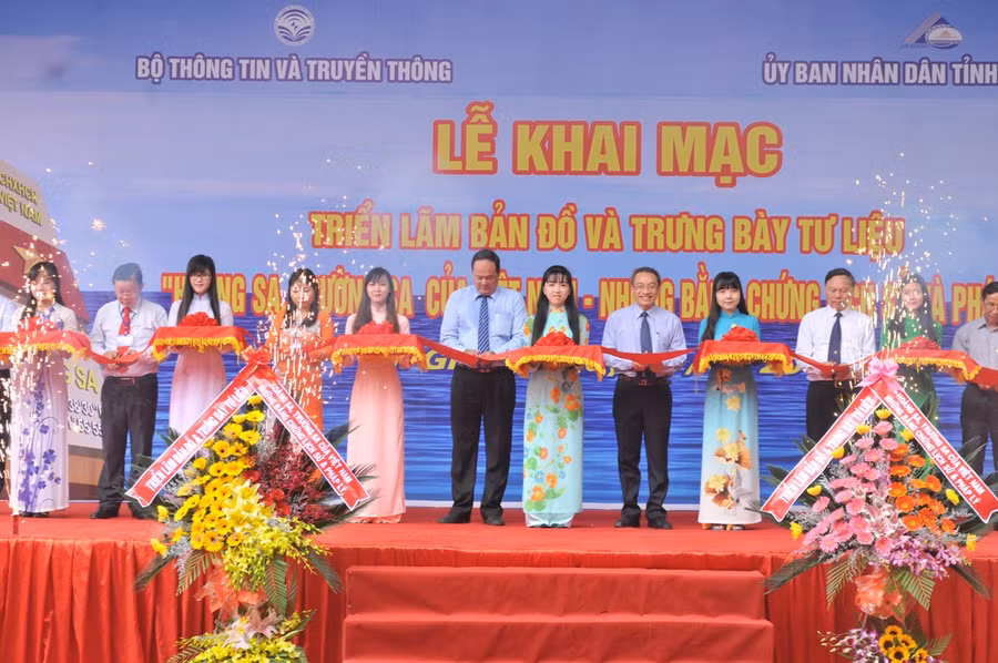 Triển lãm tư liệu Hoàng Sa, Trường Sa tại An Giang