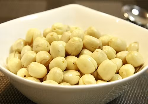 Hiểu đúng về việc dùng hạt sen chữa mất ngủ 2