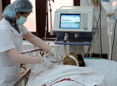 Viet Nam thuoc nhom nuoc co ty le vi khuan khang khang sinh cao nhat - Anh 1