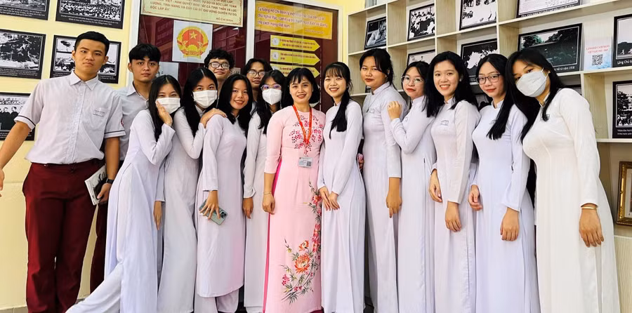 Một góc Không gian văn hóa Hồ Chí Minh tại Trường THPT Đào Sơn Tây.