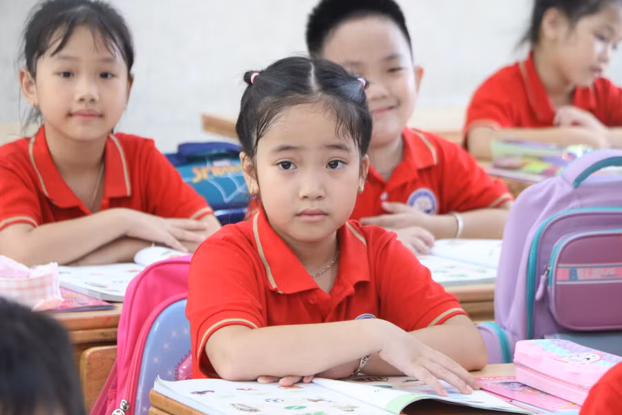 Từ tháng 4/2024, học bạ số sẽ được thí điểm ở các trường tiểu học tại Hà Nội. Ảnh: TG Từ tháng 4/2024, học bạ số sẽ được thí điểm ở các trường tiểu học tại Hà Nội. Ảnh: TG