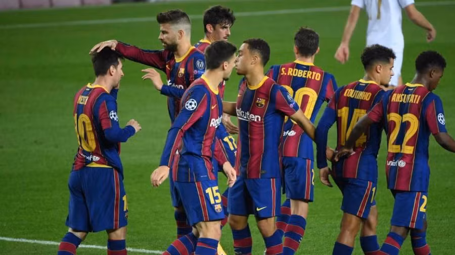 Barca đã thành công trong việc “trói chân” 4 trụ cột. 