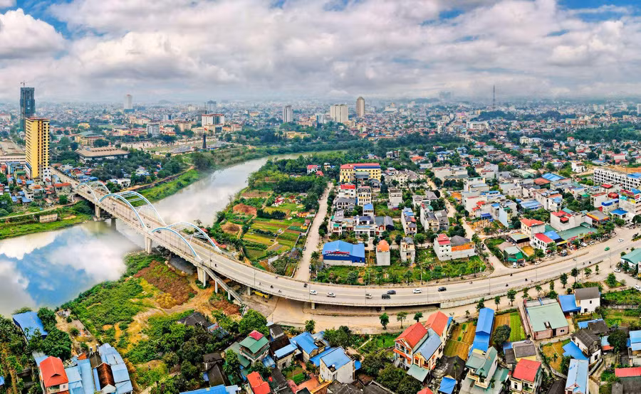 Cầu Bến Tượng và các khu dân cư đô thị ven sông Cầu, TP Thái Nguyên.