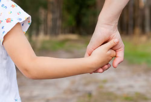 Giúp trẻ bị bạo hành vượt nỗi đau - Kỳ 2: Làm lành vết thương hằn sâu ảnh 2