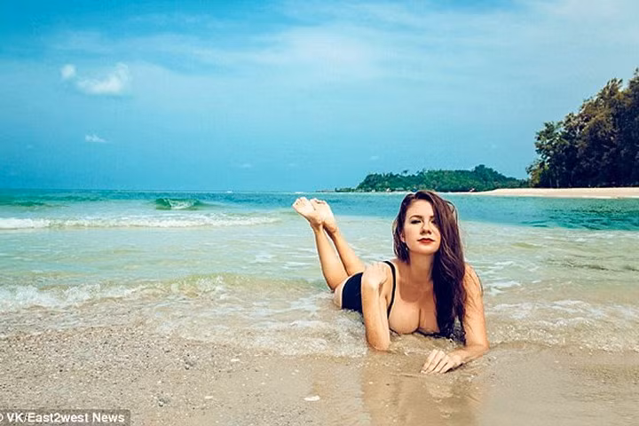 Olga Komova bị cáo buộc đứng đàng sau đường dây lừa đảo 21,5 tỷ bảng Anh.
