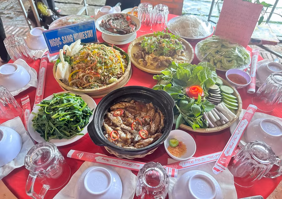 Hình ảnh về "Đặc sản ẩm thực homestay Vĩnh Long”.