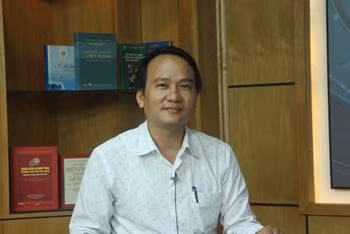 Ông Nguyễn Đình Vĩnh