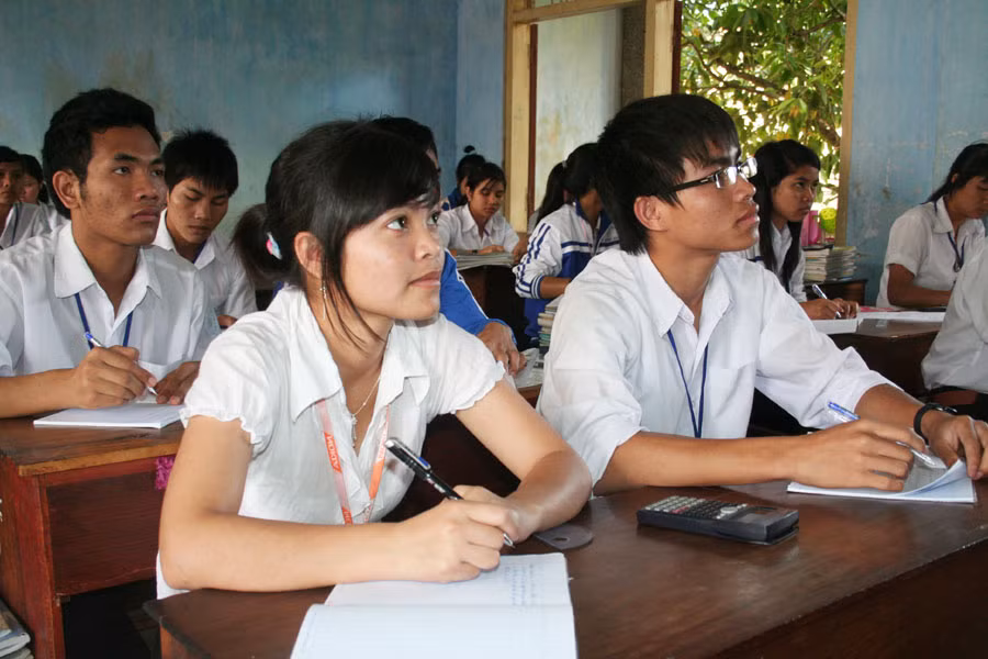 Hướng dẫn giải Toán khoảng cách liên quan đến đồ thị hàm số