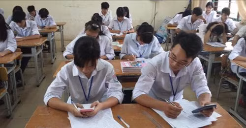 Học sinh Trường THPT Yên Dũng số 3 trước kỳ thi THPT quốc gia 2017