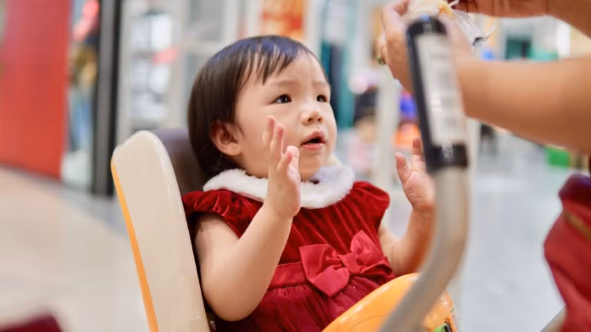 Cha mẹ cần dạy con để trẻ hạnh phúc. Ảnh minh họa.