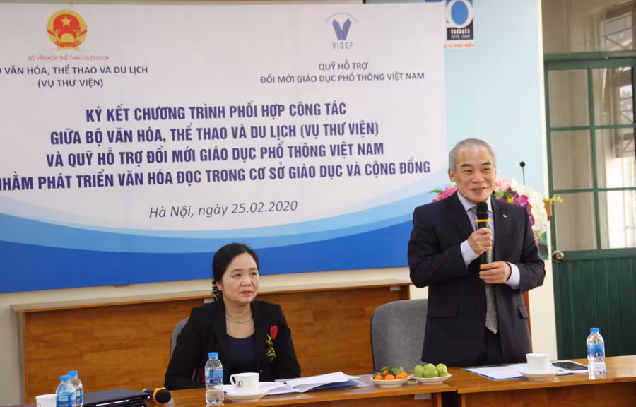 Ông Nguyễn Vinh Hiển, nguyên Thứ trưởng Bộ GD&ĐT, Chủ tịch Hội đồng Quản lý Quỹ VIGEF phát biểu tại lễ ký kết.